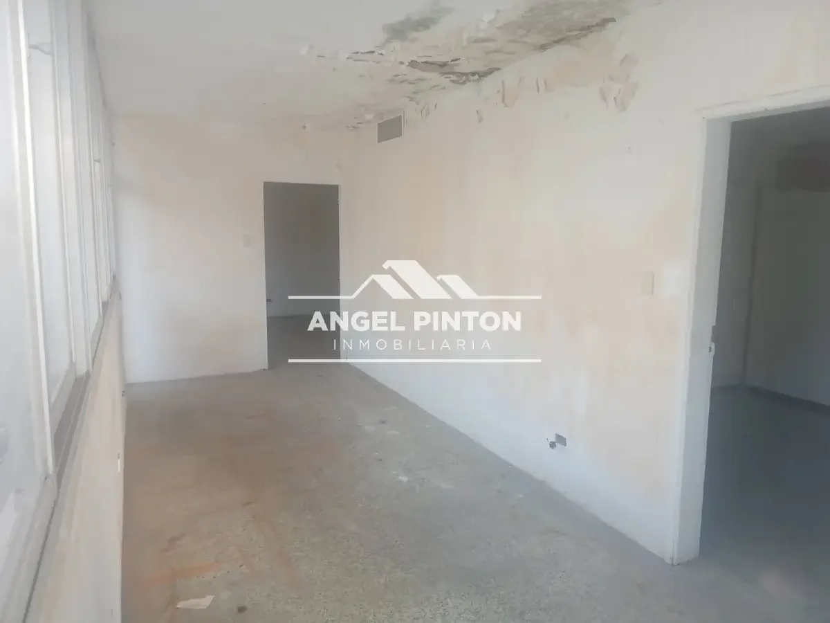 CASA COMERCIAL VENTA BELLAS ARTES MARACAIBO VENEZUELA API 8998 - 14