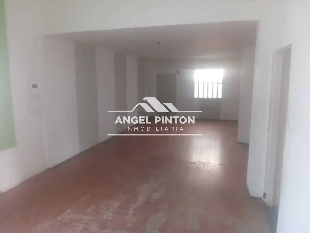 CASA COMERCIAL VENTA BELLAS ARTES MARACAIBO VENEZUELA API 8998 - 18