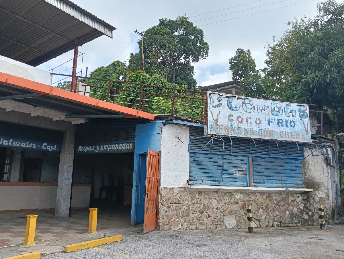 Amplio local comercial. Km 36 a orilla de la panamericana  - 10