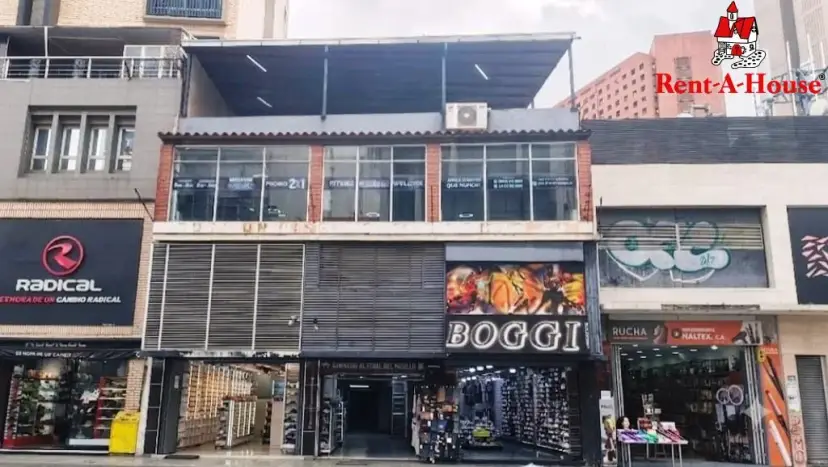 Venta de local a nivel de calle en Sabana Grande