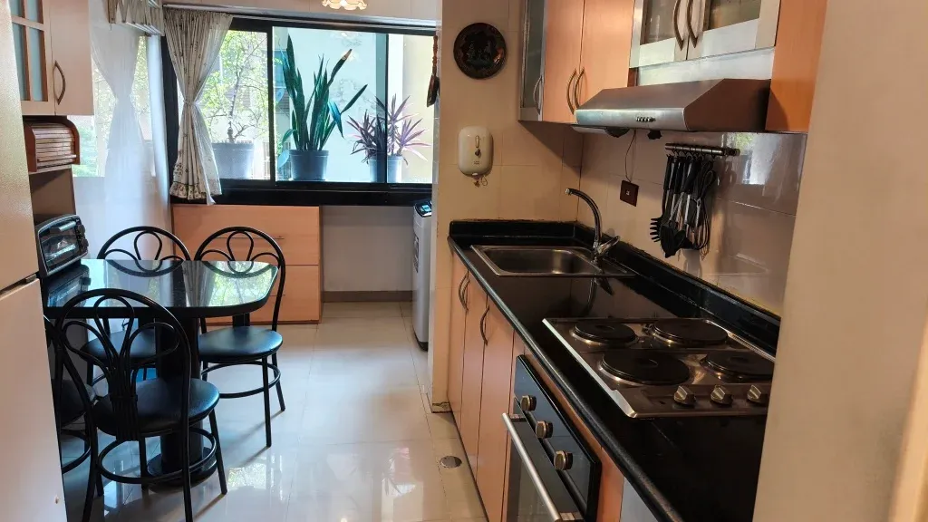 Venta de apartamento remodelado en La Urbina - 6