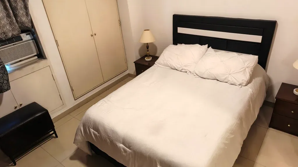 Venta de apartamento remodelado en La Urbina - 10