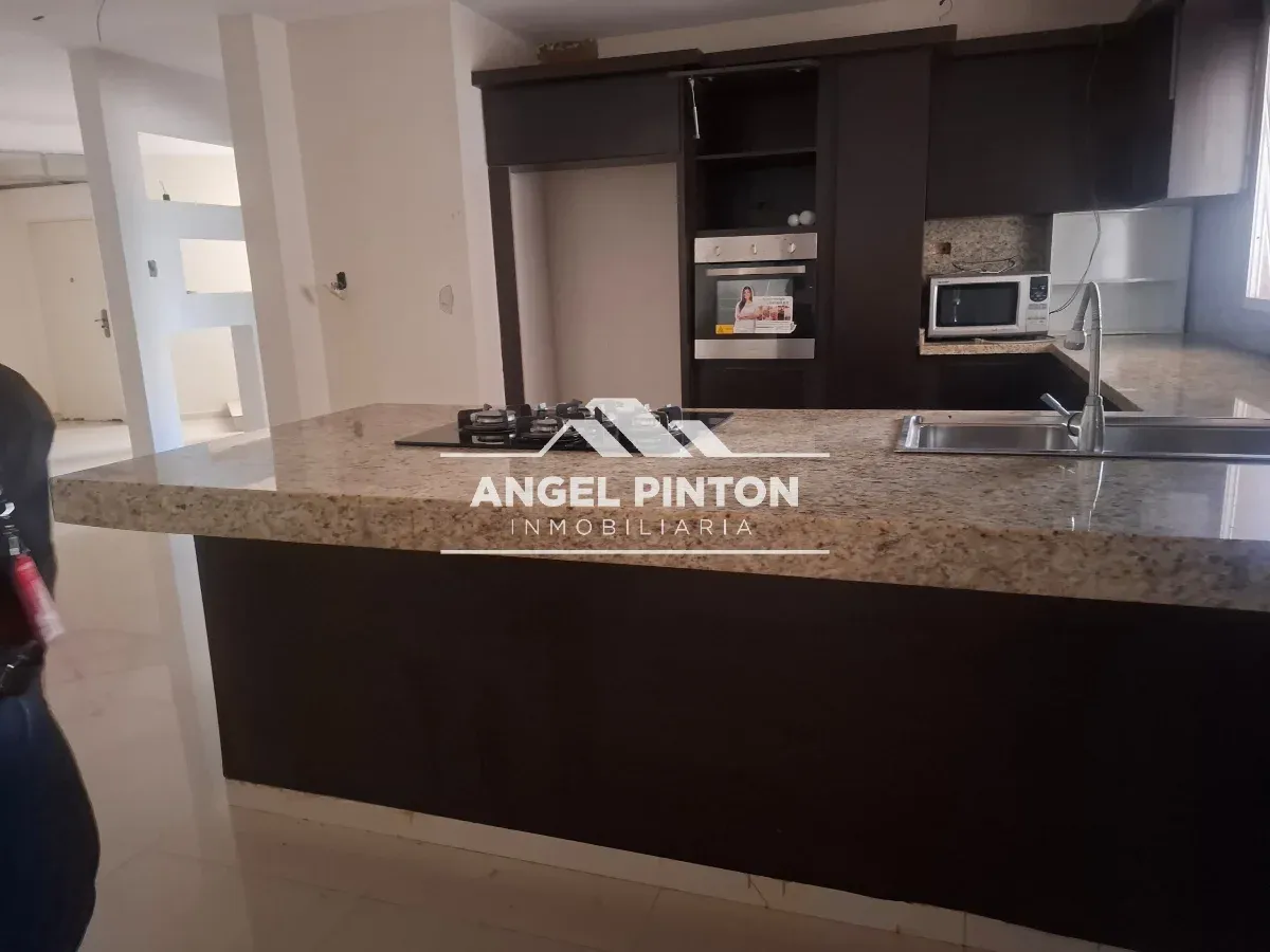 CASA EN VENTA VILLA CROACIA MARACAIBO VENEZUELA API 9351 - 8