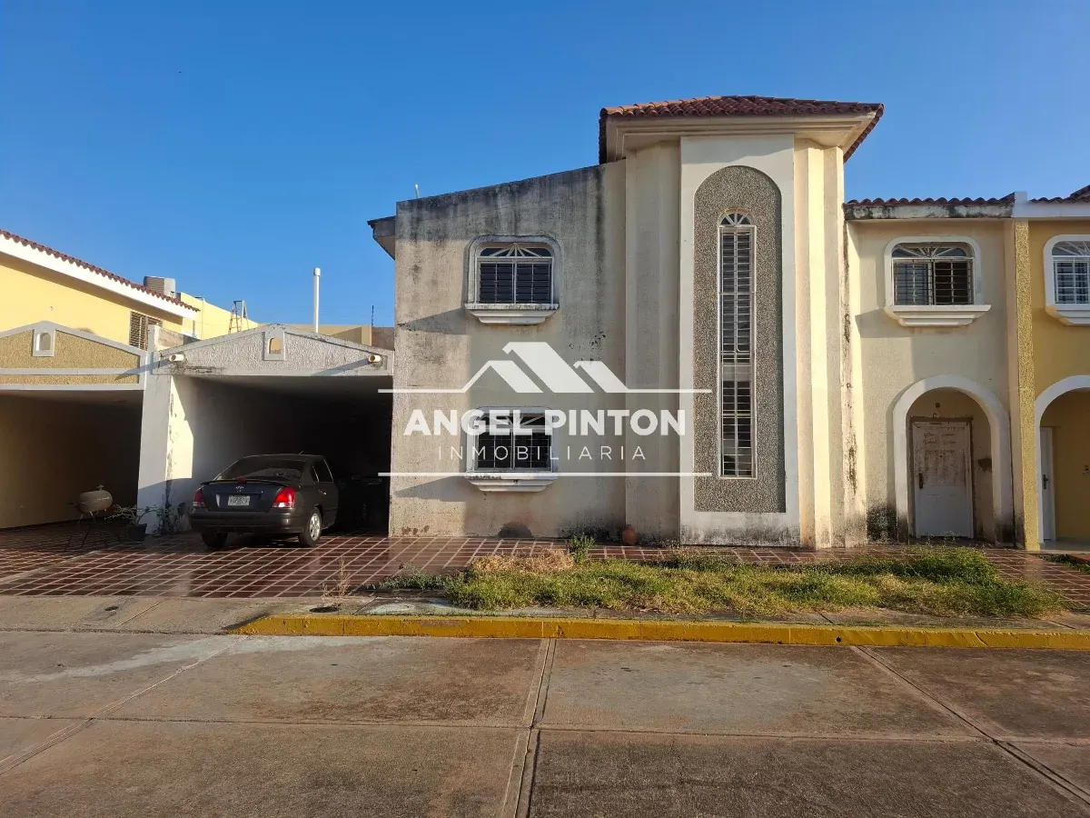 CASA EN VENTA VILLA CROACIA MARACAIBO VENEZUELA API 9351