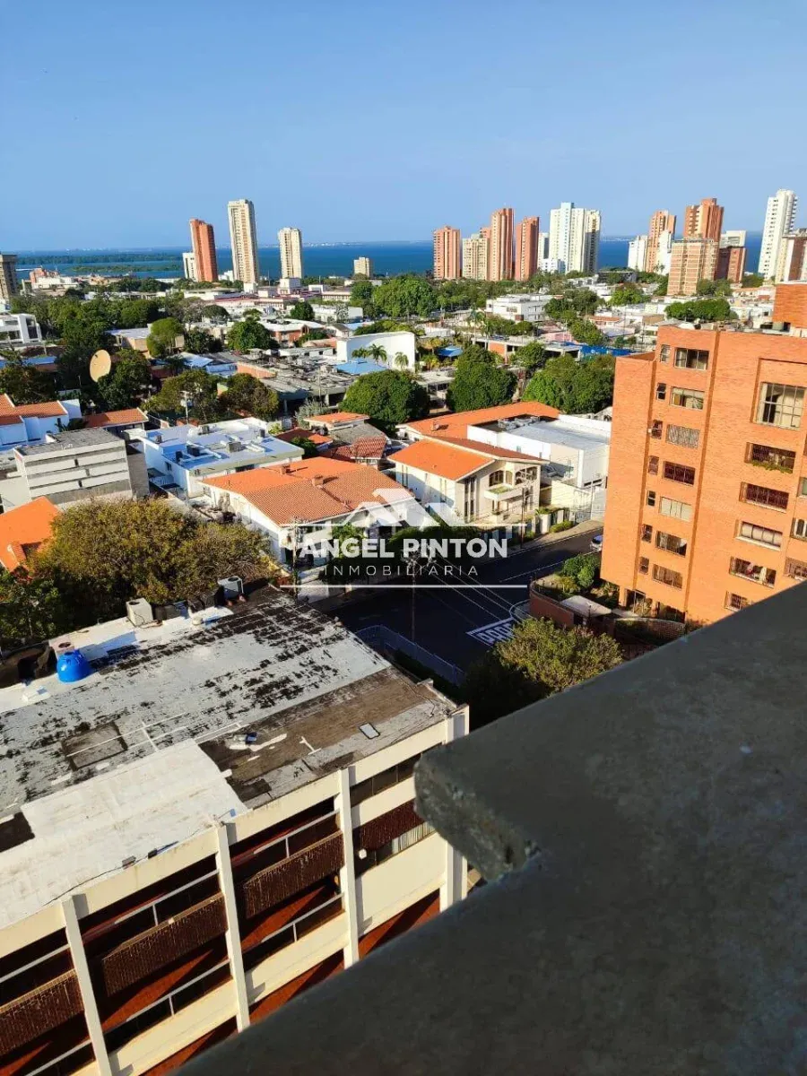 APARTAMENTO VENTA CALLE 72. MARACAIBO. VENENZUELA API 9052 - 6