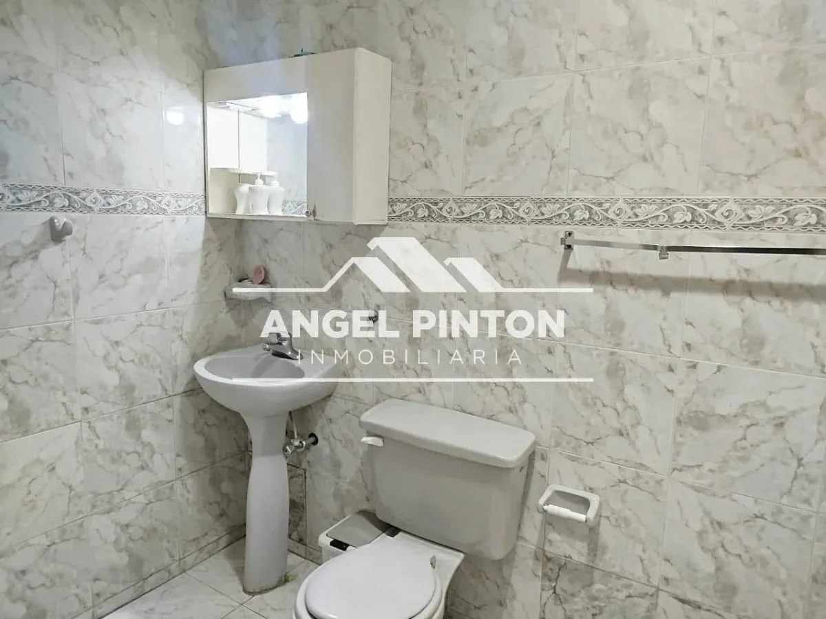 APARTAMENTO EN VENTA AV 5 DE JULIO MARACAIBO VENEZUELA API 9571 - 6