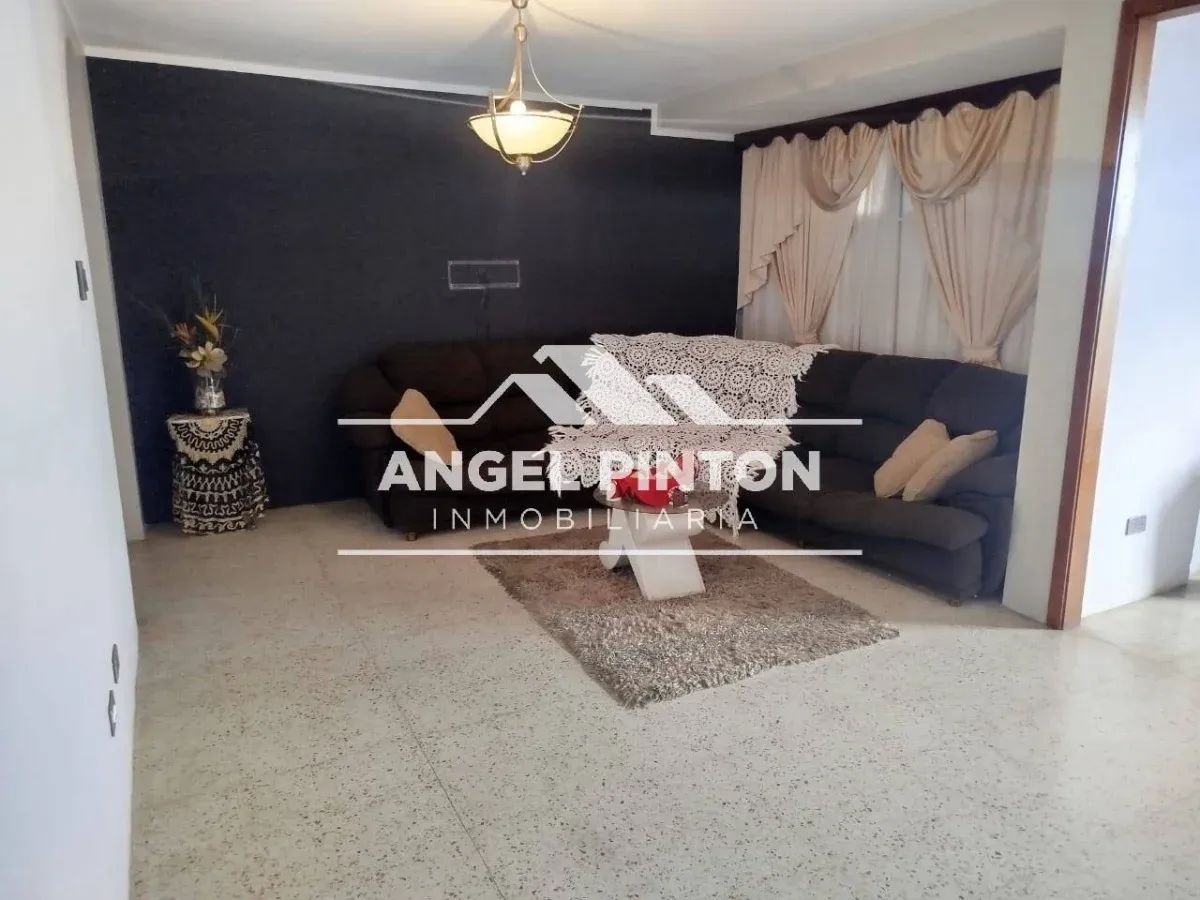 APARTAMENTO EN VENTA AV 5 DE JULIO MARACAIBO VENEZUELA API 9571 - 11