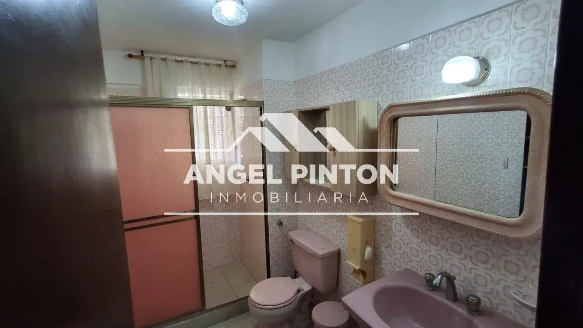 APARTAMENTO VENTA AV BELLA VISTA MARACAIBO VENEZUELA API 9388 - 2