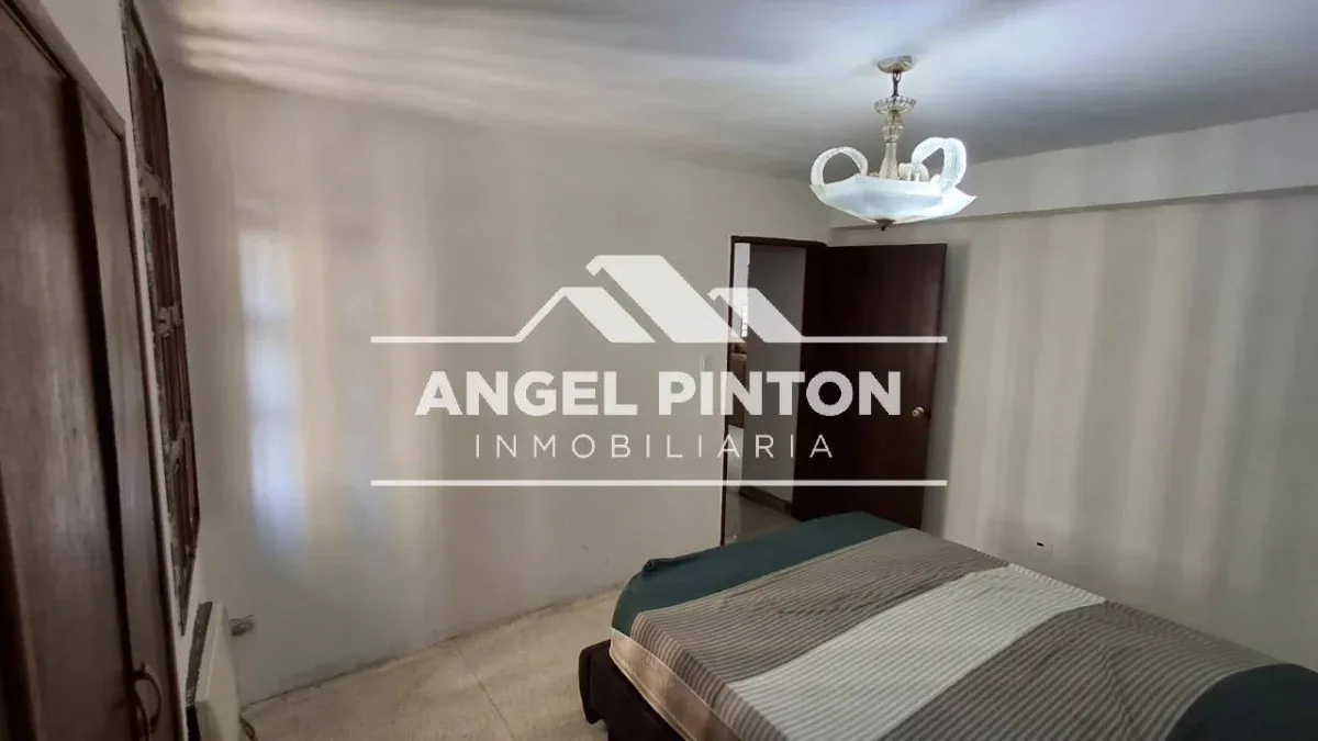 APARTAMENTO VENTA AV BELLA VISTA MARACAIBO VENEZUELA API 9388 - 4