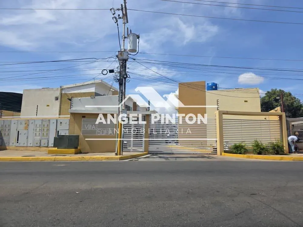 TOWNHOUSE EN VENTA VILLA SOFÍA SAN FRANCISCO VENEZUELA API 9574
