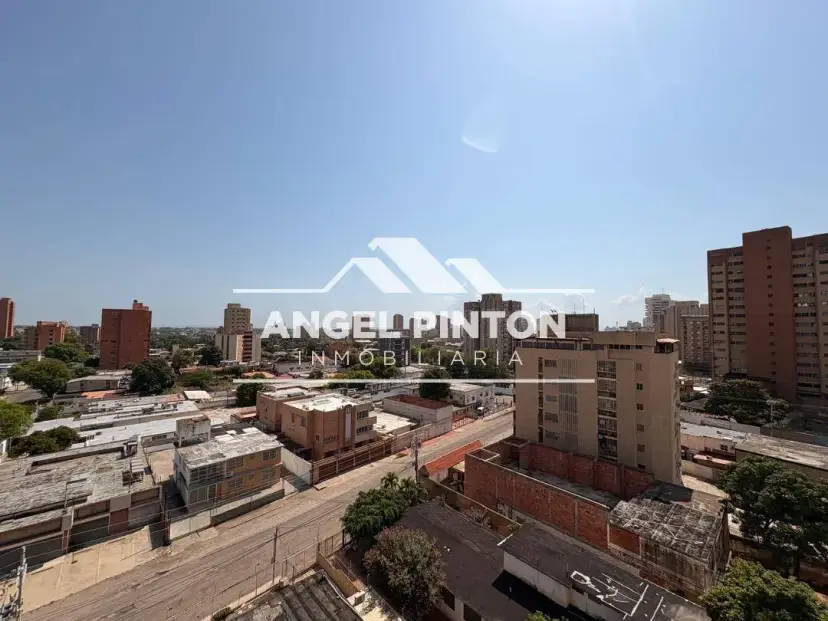  APARTAMENTO VENTA TORRE 9 MARACAIBO VENEZUELA API 9378