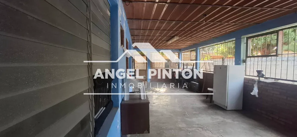 CASA EN VENTA EN SIERRA MAESTRA SAN FRANCISCO VENEZUELA API 9624 - 3