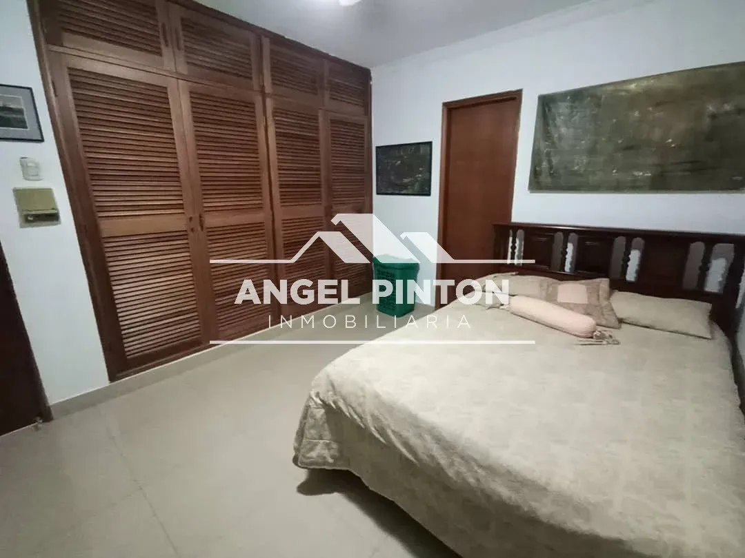 CASA EN VENTA URB CANAIMA MARACAIBO VENEZUELA API 9616 - 13