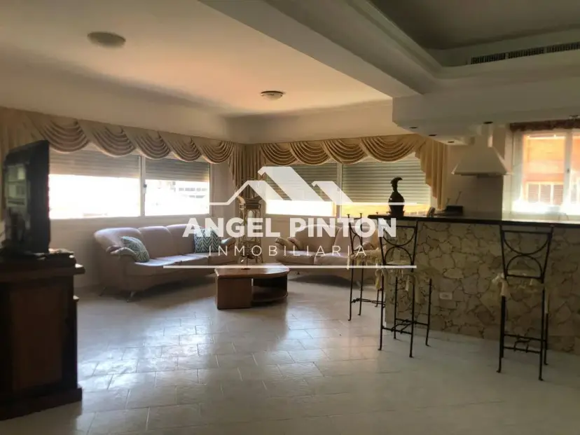 APARTAMENTO VENTA/ALQUILER AV. EL MILAGRO MARACAIBO VENEZUELA API 9580