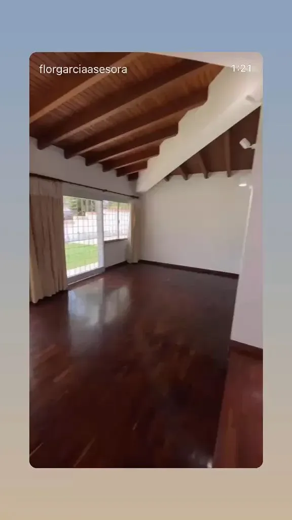 Casa Exclusiva en Calle Cerrada - Lomas de La Lagunita (659m²) - 31848561 - 7