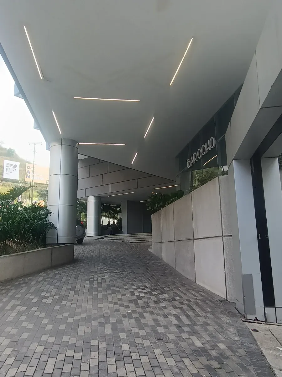 FOR SALE BRAND NEW AAA Ft2 4,306 Corporate Office;Los Naránjos - 3