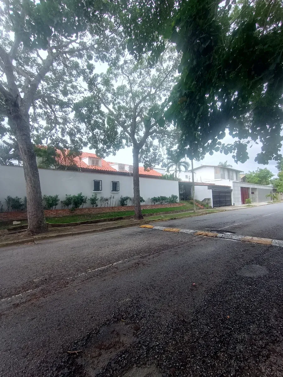 EN VENTA CASA EN CAURIMARE/FOR SALE HOME GATED COMMUNITY 