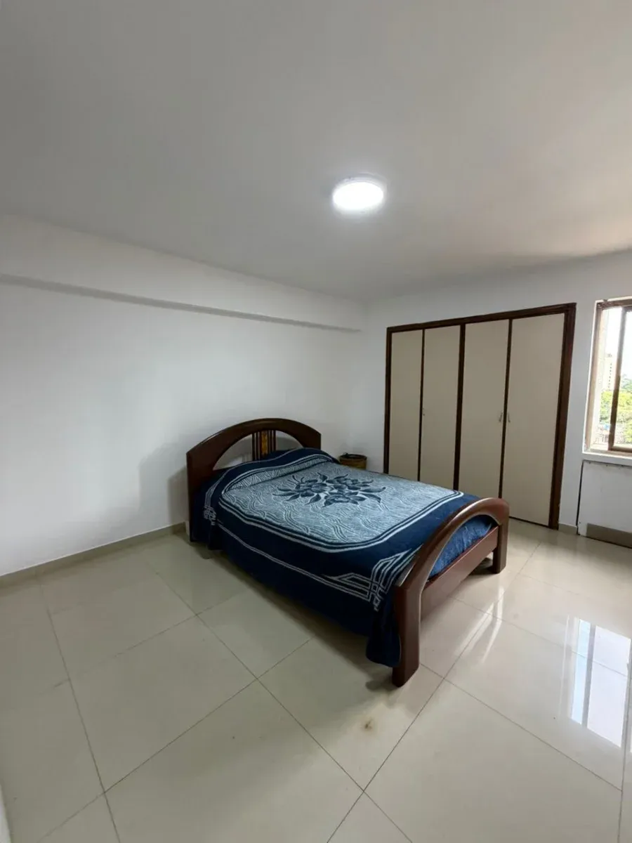 VENDO HERMOSO Y AMPLIO APARTAMENTO EN CALLE 72 DE 2 NIVELES EDIF MONTPELLIER EN LA LAGO - 6