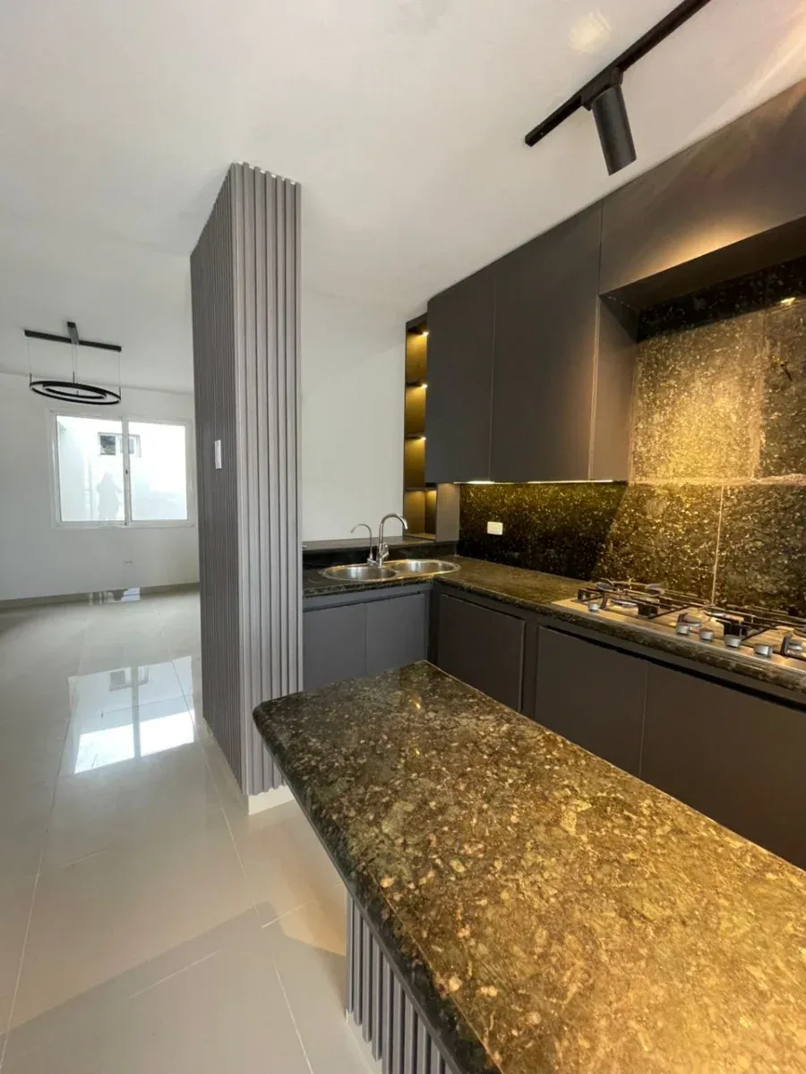 VENDO HERMOSA CASA EN URB LA ESTRELLA CON AMPLIOS Y MODERNOS ESPACIOS CON PISOS DE MARMOL - 8