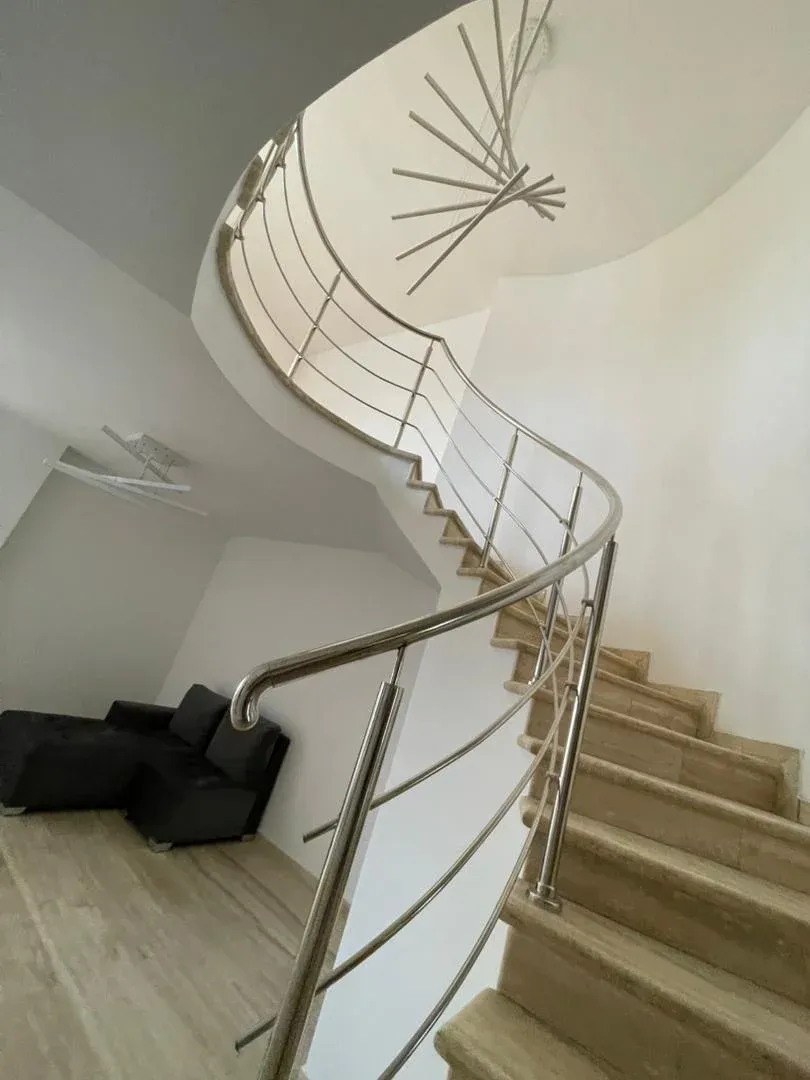 VENDO HERMOSA CASA EN URB LA ESTRELLA CON AMPLIOS Y MODERNOS ESPACIOS CON PISOS DE MARMOL - 15