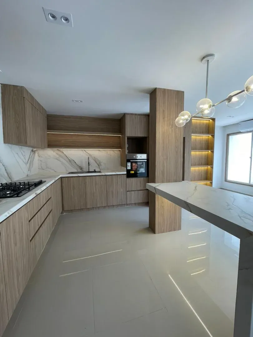 VENDO HERMOSA CASA EN URB LA ESTRELLA CON AMPLIOS Y MODERNOS ESPACIOS CON PISOS DE MARMOL - 16