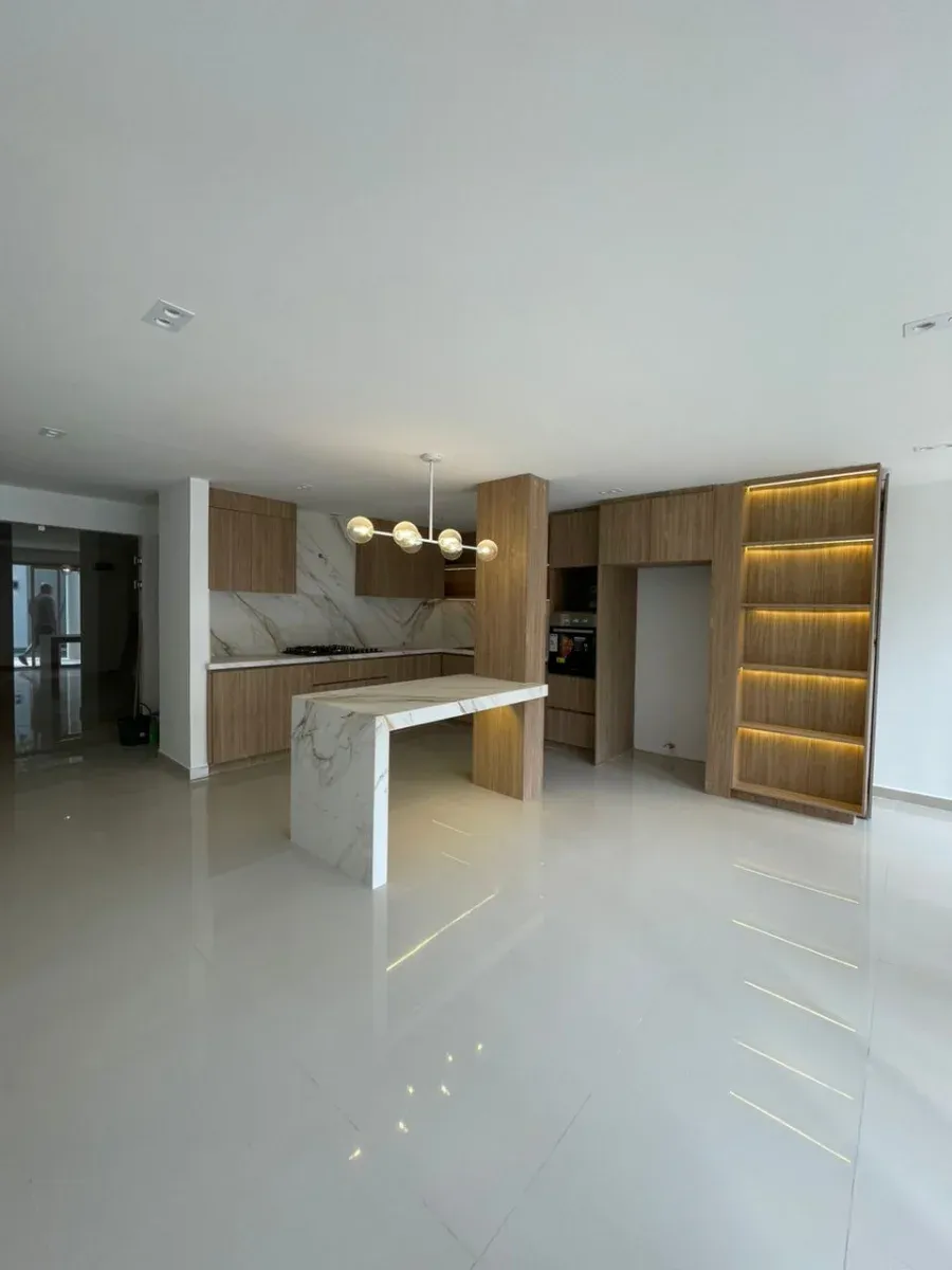 VENDO HERMOSA CASA EN URB LA ESTRELLA CON AMPLIOS Y MODERNOS ESPACIOS CON PISOS DE MARMOL - 19