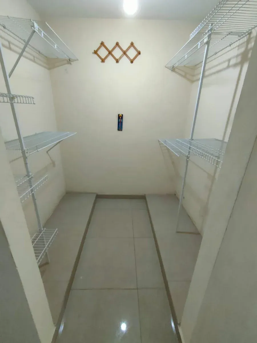 VENDO HERMOSA CASA EN CAMINOS DEL DORAL DE 2 NIVELES  - 25