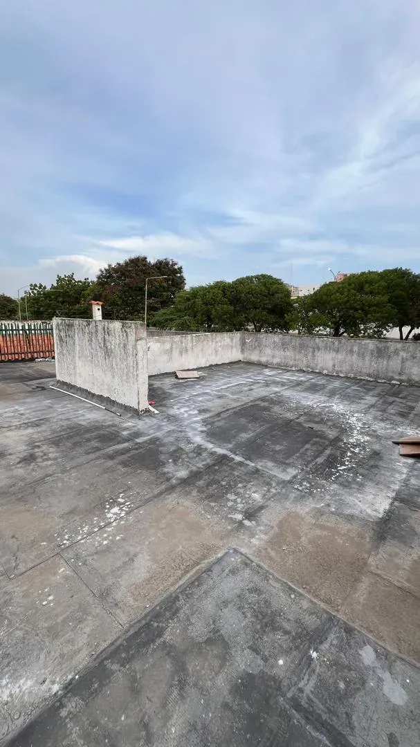 VENDO CASA EN VILLA DELICIAS PARA ACTUALIZAR - 6