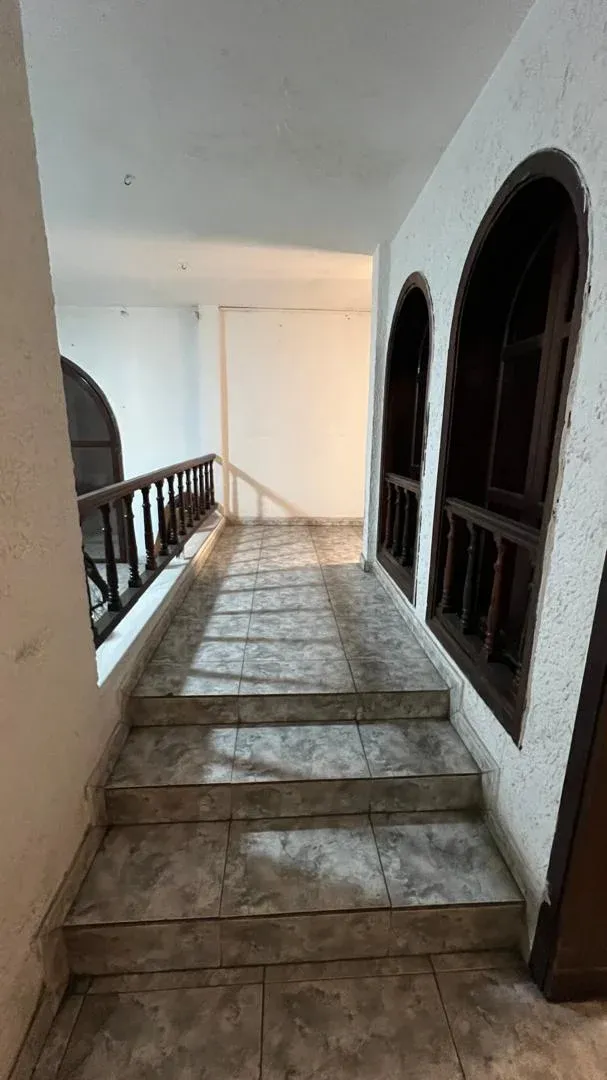 VENDO CASA EN VILLA DELICIAS PARA ACTUALIZAR - 20