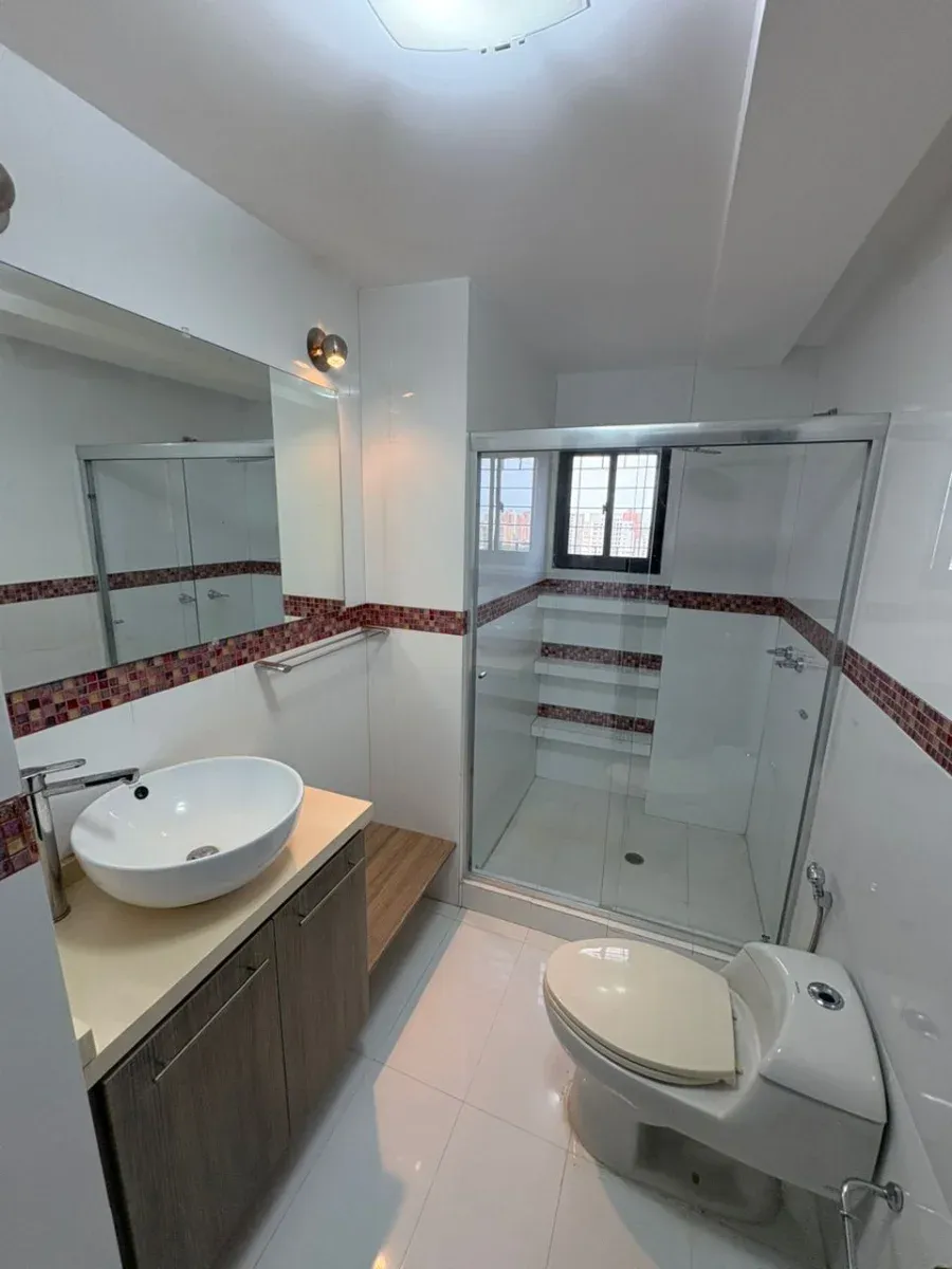 ALQUILO APARTAMENTO SEMI AMOBLADO EN RESD PARIS SECTOR VALLE FRIO A UNA CUADRA DE RESD. NUVOLARIS - 3