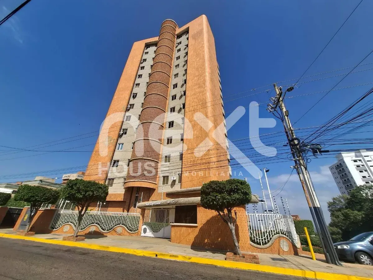 APARTAMENTO VENTA SECTOR VALLE FRIO RESID. LAGO CRISTAL MARACAIBO NEXT 3511