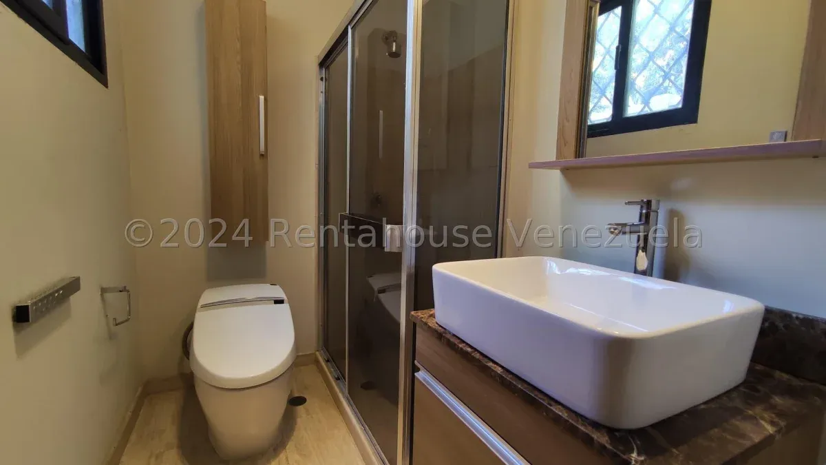 Exclusiva Casa En Venta En El Sector Paraiso MLS #25-856 - 11