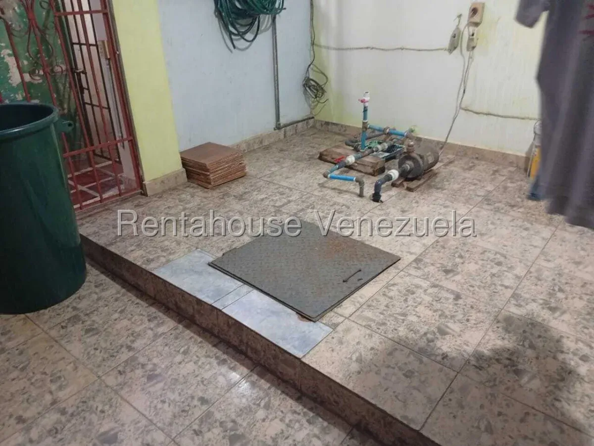 Local Comercial Con Casa Incluida En VENTA EN El Sector De Pomona MLS #26-10545 - 16
