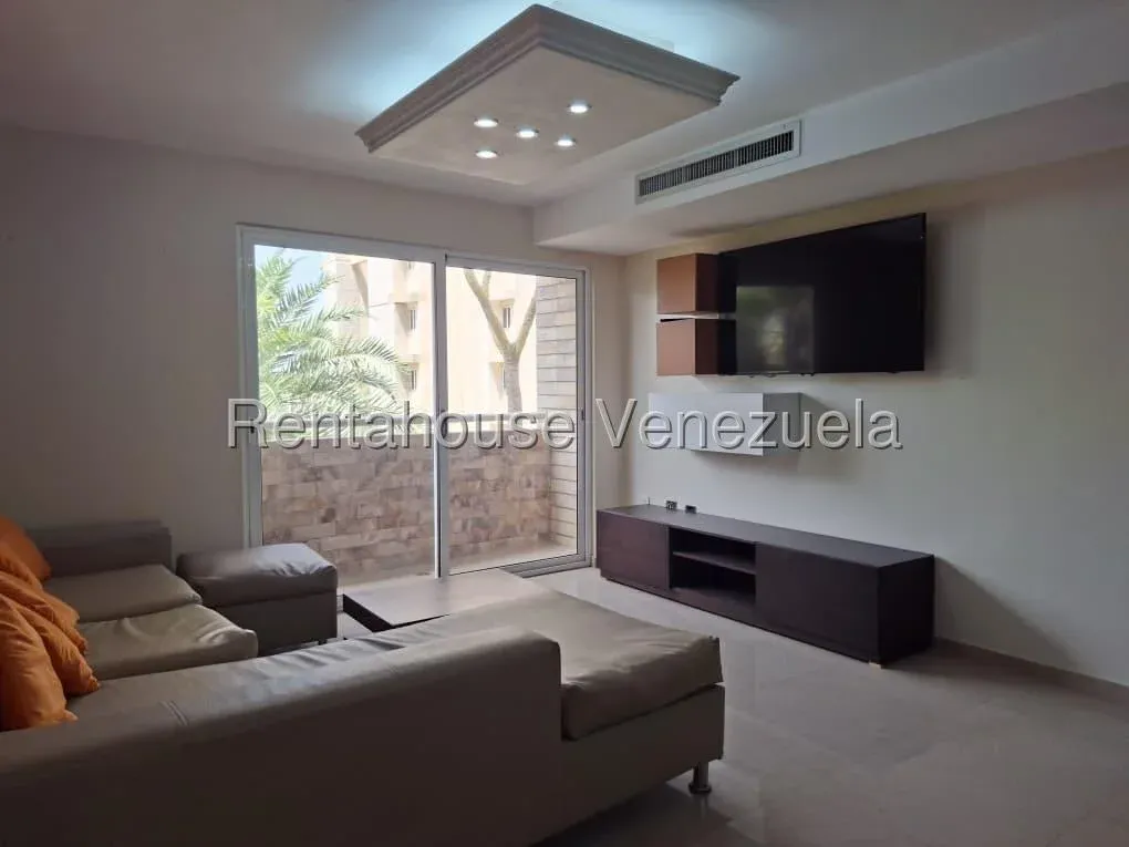 Hermoso Apartamento En VENTA En La Av. Milagro Norte MLS #26-20922 - 8