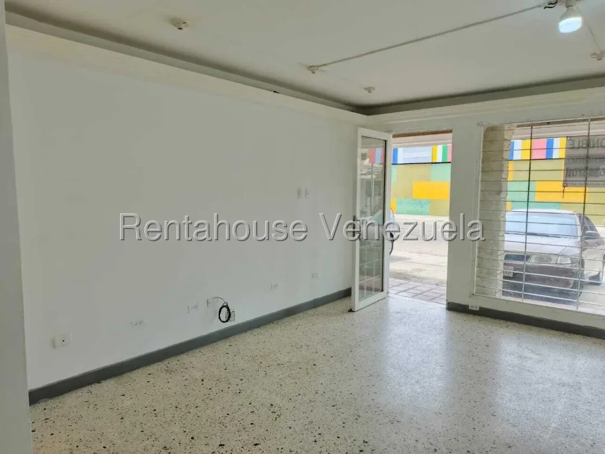 Local Comercial En ALQUILER En El Sector Tierra Negra MLS #26-13923 - 5