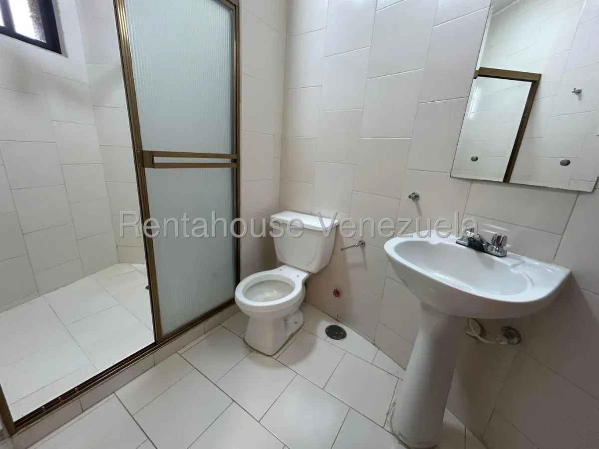 Apartamento En ALQUILER En Tierra Negra MLS #26-20785 - 12