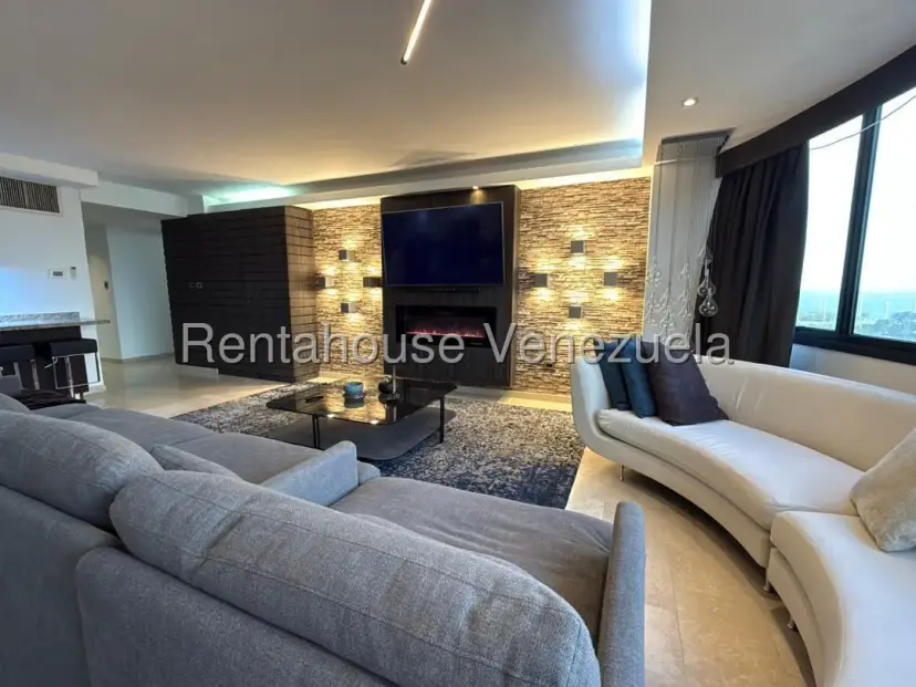 Apartamento En ALQUILER En La Av. El Milagro MLS #26-16882