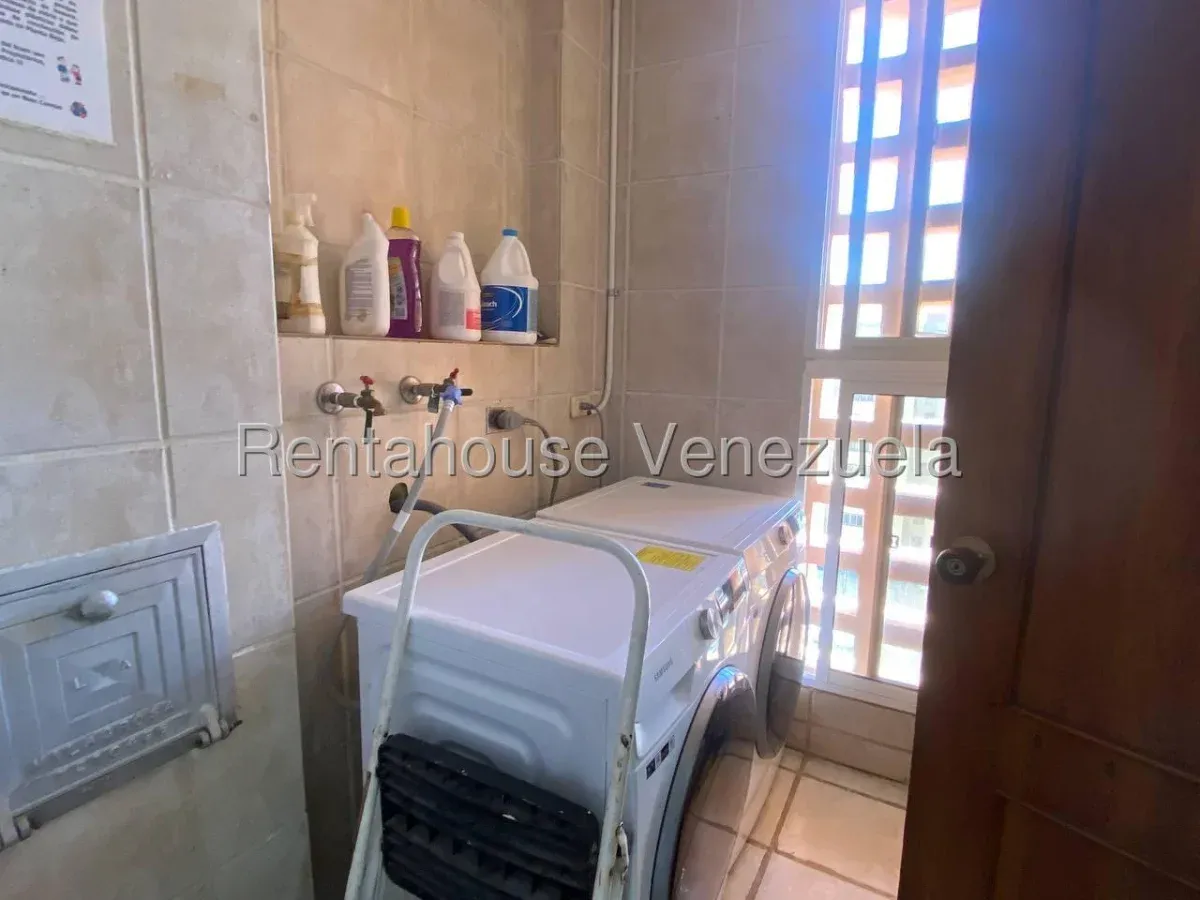 Apartamento Amoblado En Alquiler, Sector La Lago MLS #26-6327 - 9