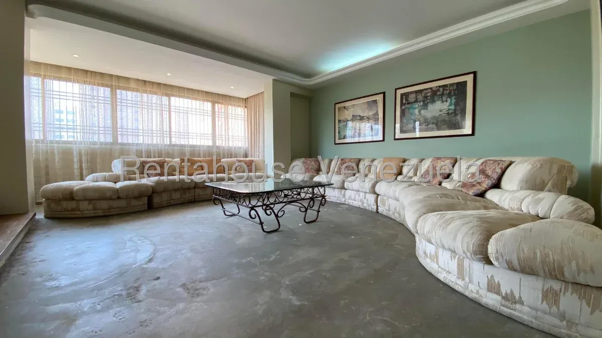 Apartamento En Venta En El Sector La Lago MLS #25-22112 - 3
