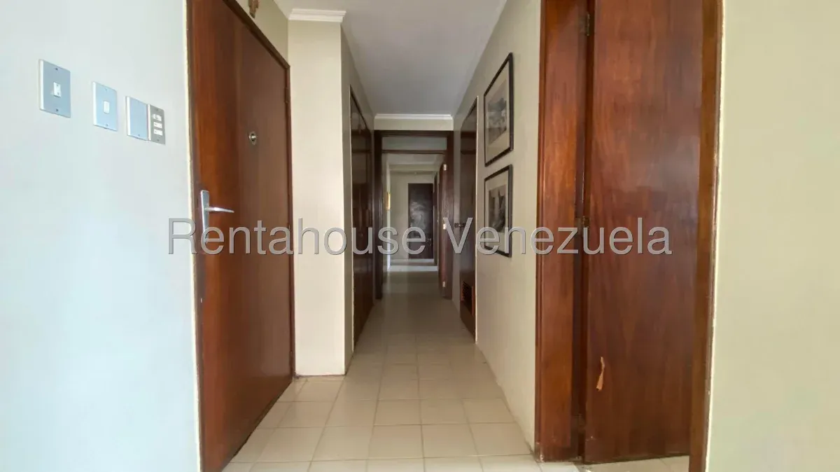 Apartamento En Venta En El Sector La Lago MLS #25-22112 - 8