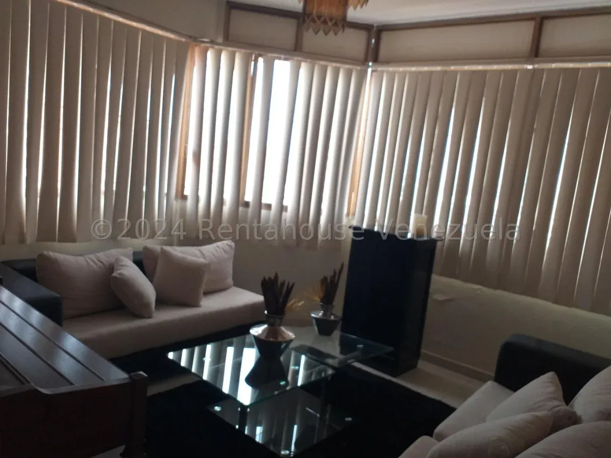 Cómodo Apartamento En Venta En Indio Mara MLS #24-22509 - 3