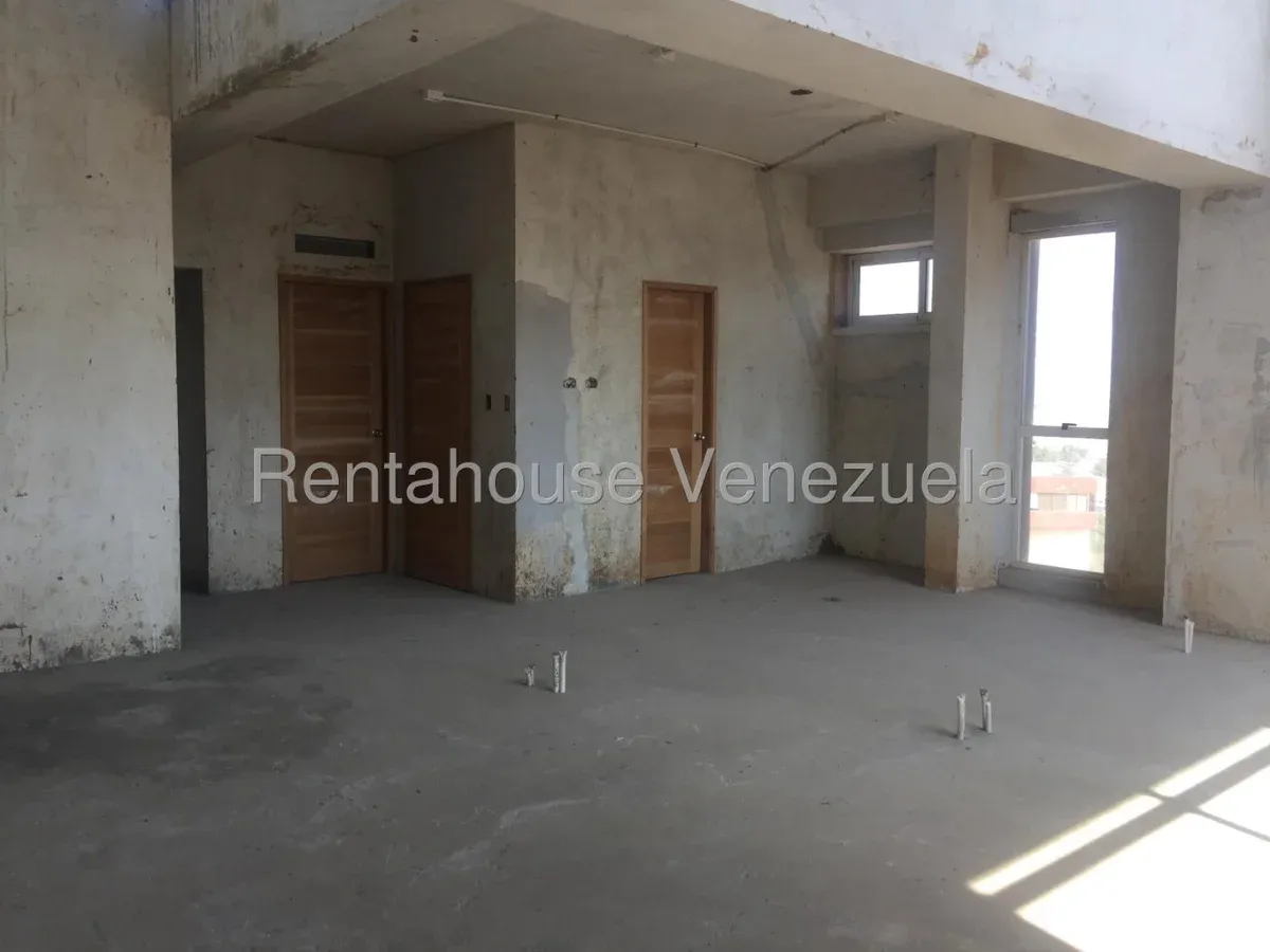 Pent-House En Gris En Venta, Sector Tierra Negra MLS #26-614 - 11