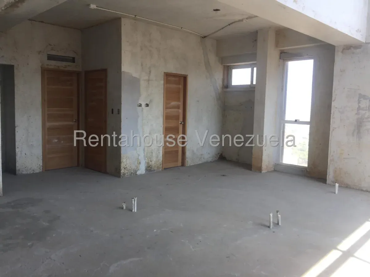 Pent-House En Gris En Venta, Sector Tierra Negra MLS #26-614 - 12