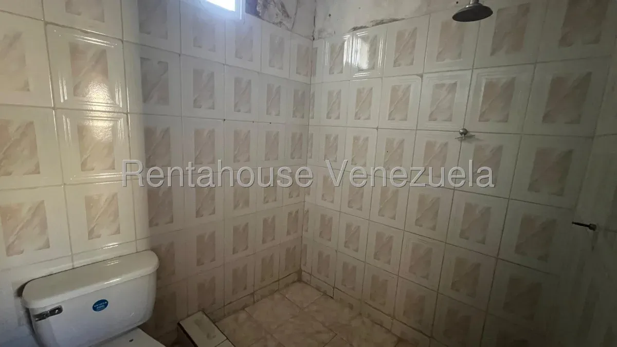 Casa En Semi-Gris En VENTA, Sector Los Modines MLS #26-16327 - 12