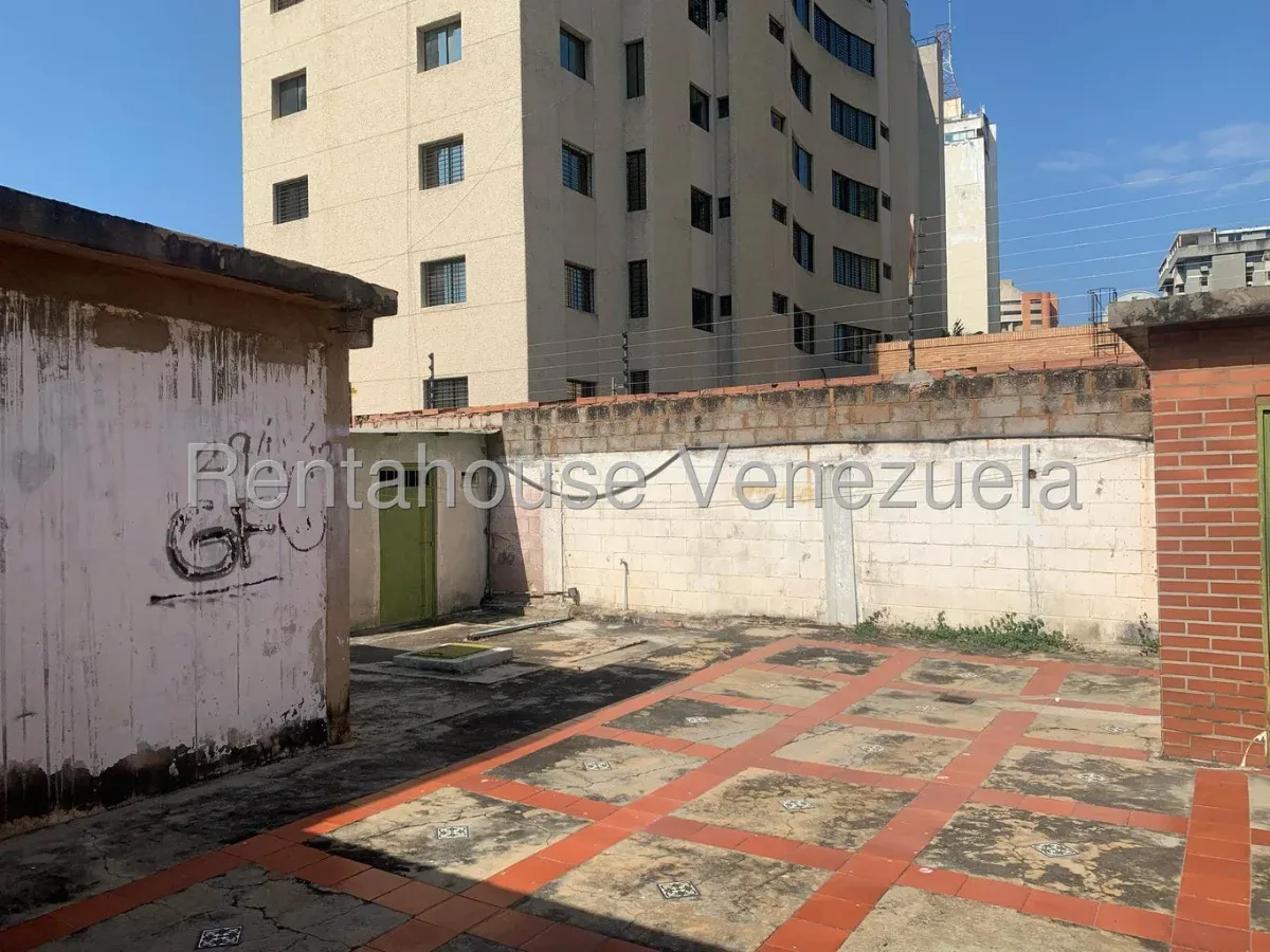 Casa En VENTA En Cecilio Acosta MLS #26-14459 - 17