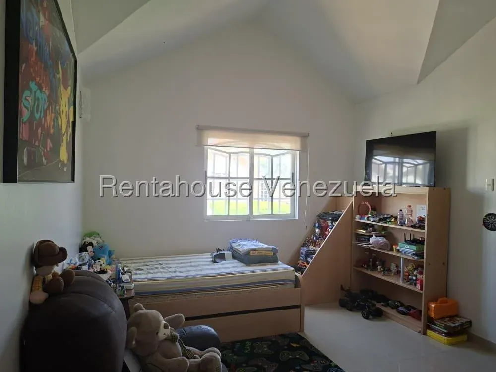 Bello Town-House En Venta En Lago Mar Beach - 4