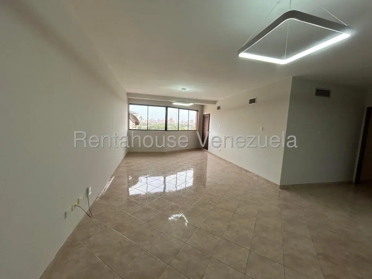 Apartamento Con Planta eléctrica y Piscina En ALQUILER En Zona Céntrica - 16