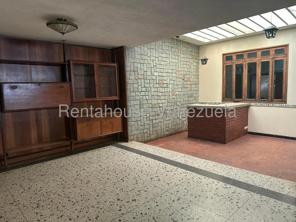 Amplia Casa En Alquiler En zapara  - 16
