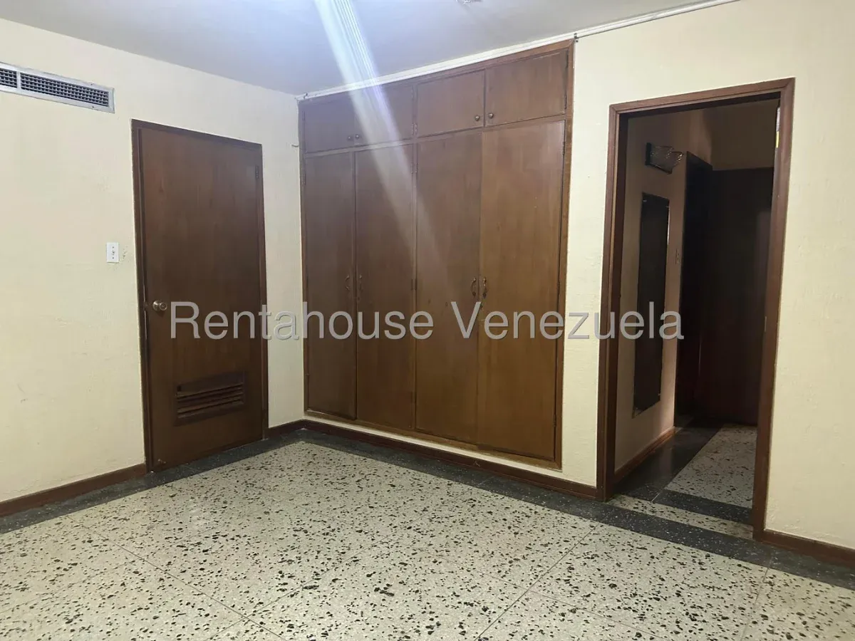 Amplia Casa En Alquiler En zapara  - 20