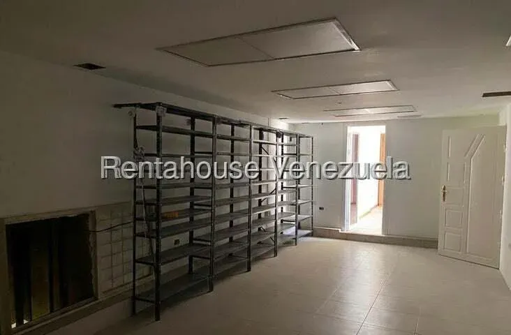 Casa Comercial En ALQUILER En Tierra Negra  - 5